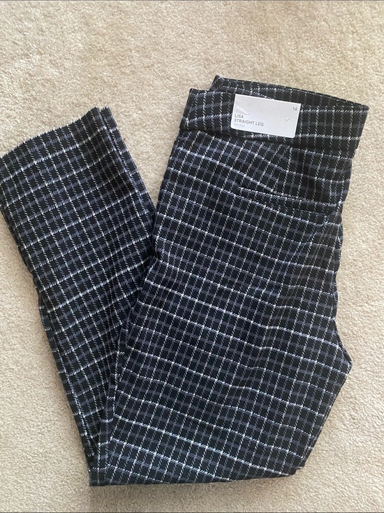Liz Claiborne Pants - Liz Claiborne Lisa straight leg size 14 pull on pants. NWT